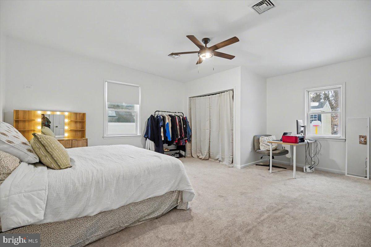 SCHOOL SIDE MANOR - Residential