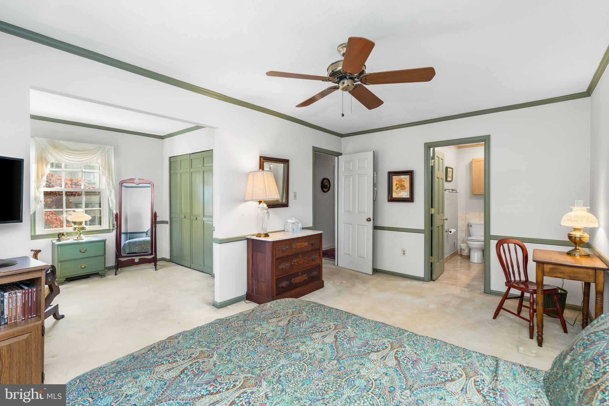 CROFTON COMMONS - Residential