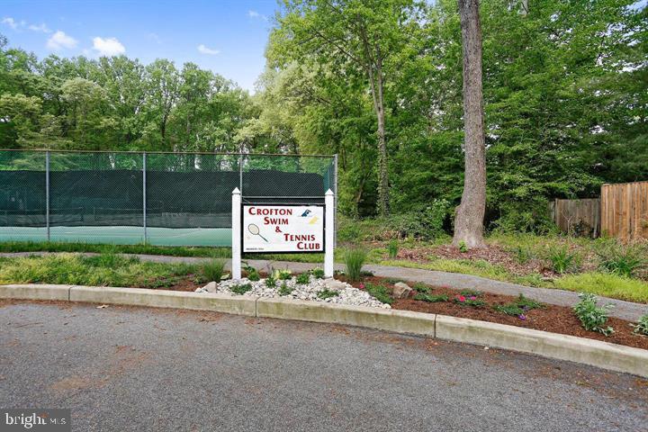 CROFTON COMMONS - Residential