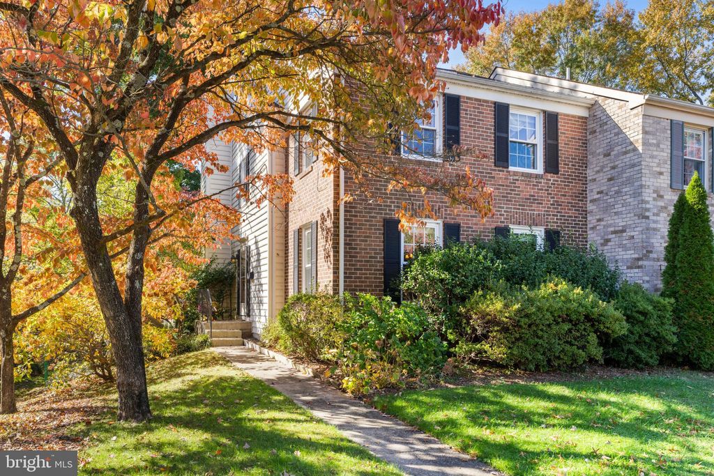 Photo of 2110 Sandy Court, CROFTON, MD 21114 (MLS # MDAA2129508)