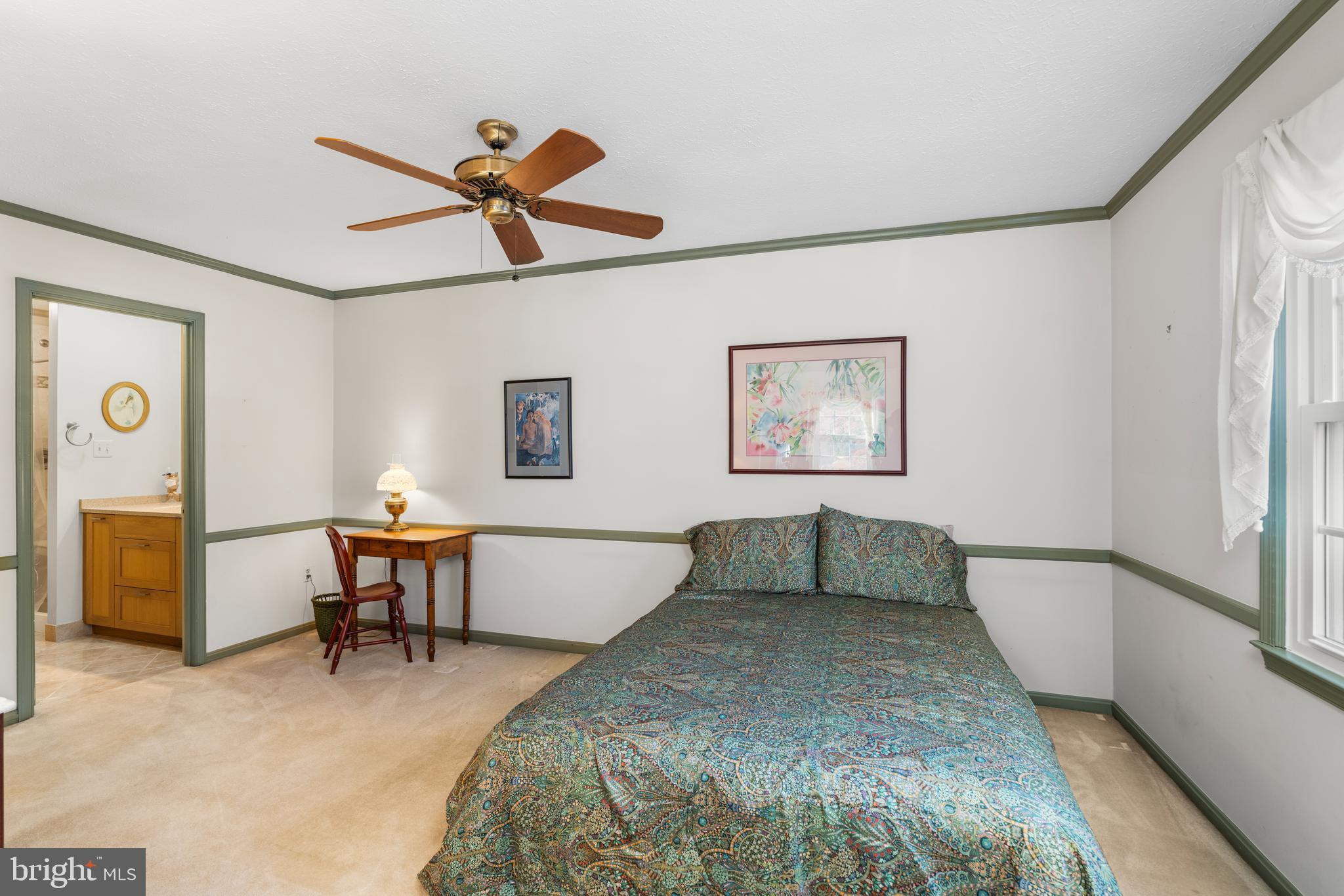 CROFTON COMMONS - Residential