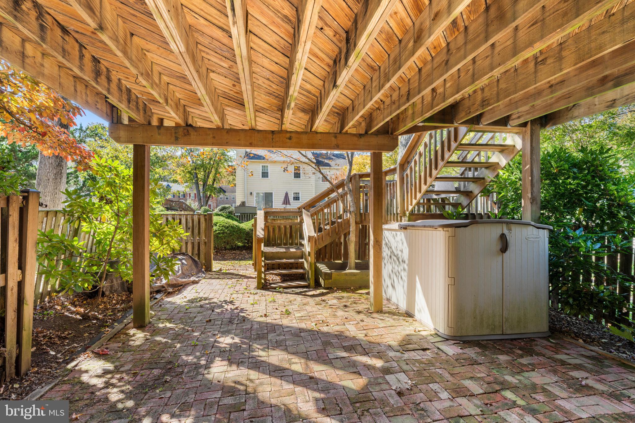 CROFTON COMMONS - Residential