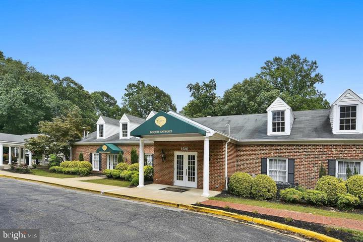 CROFTON COMMONS - Residential