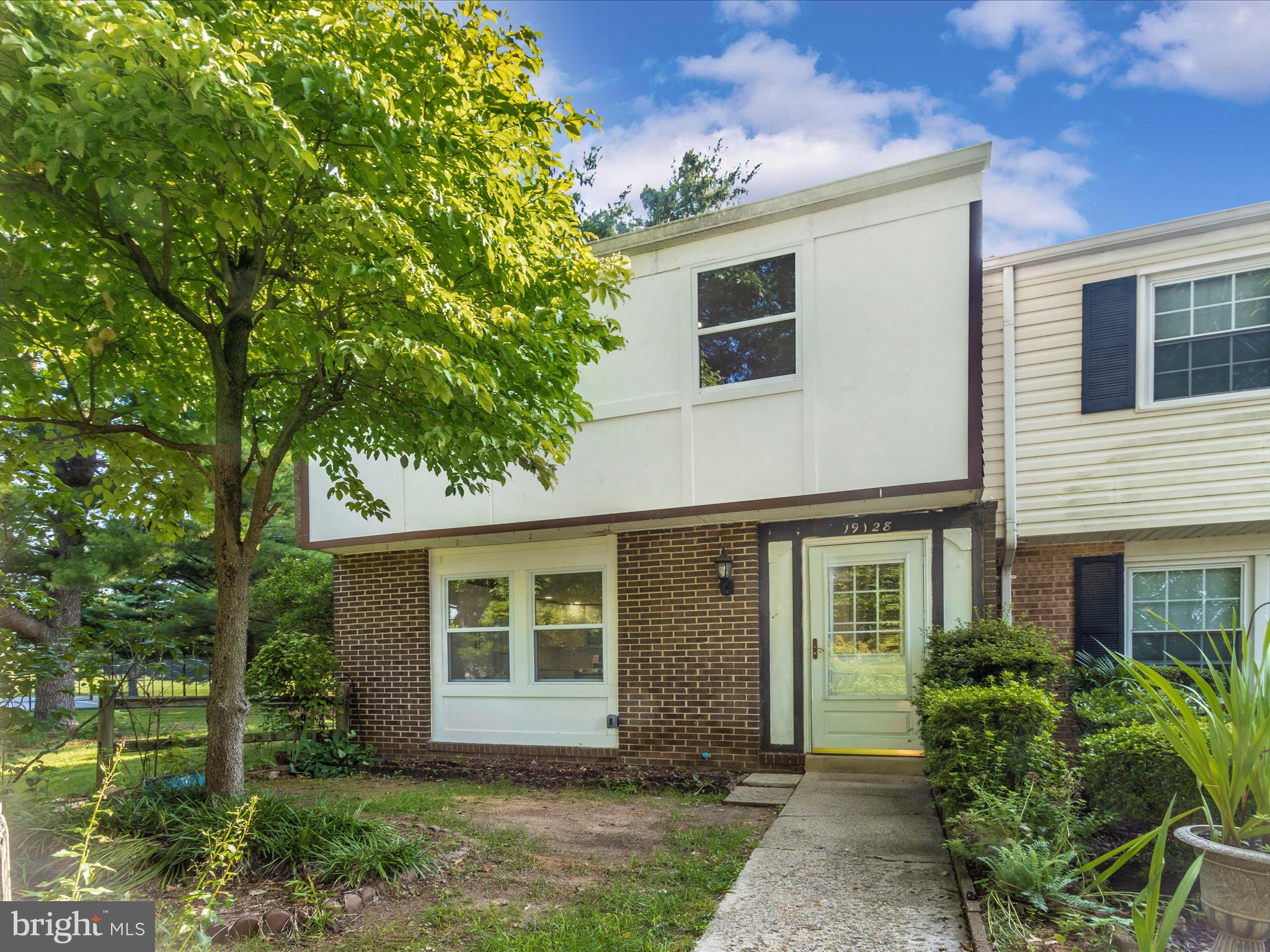 FOX CHAPEL - Residential Lease