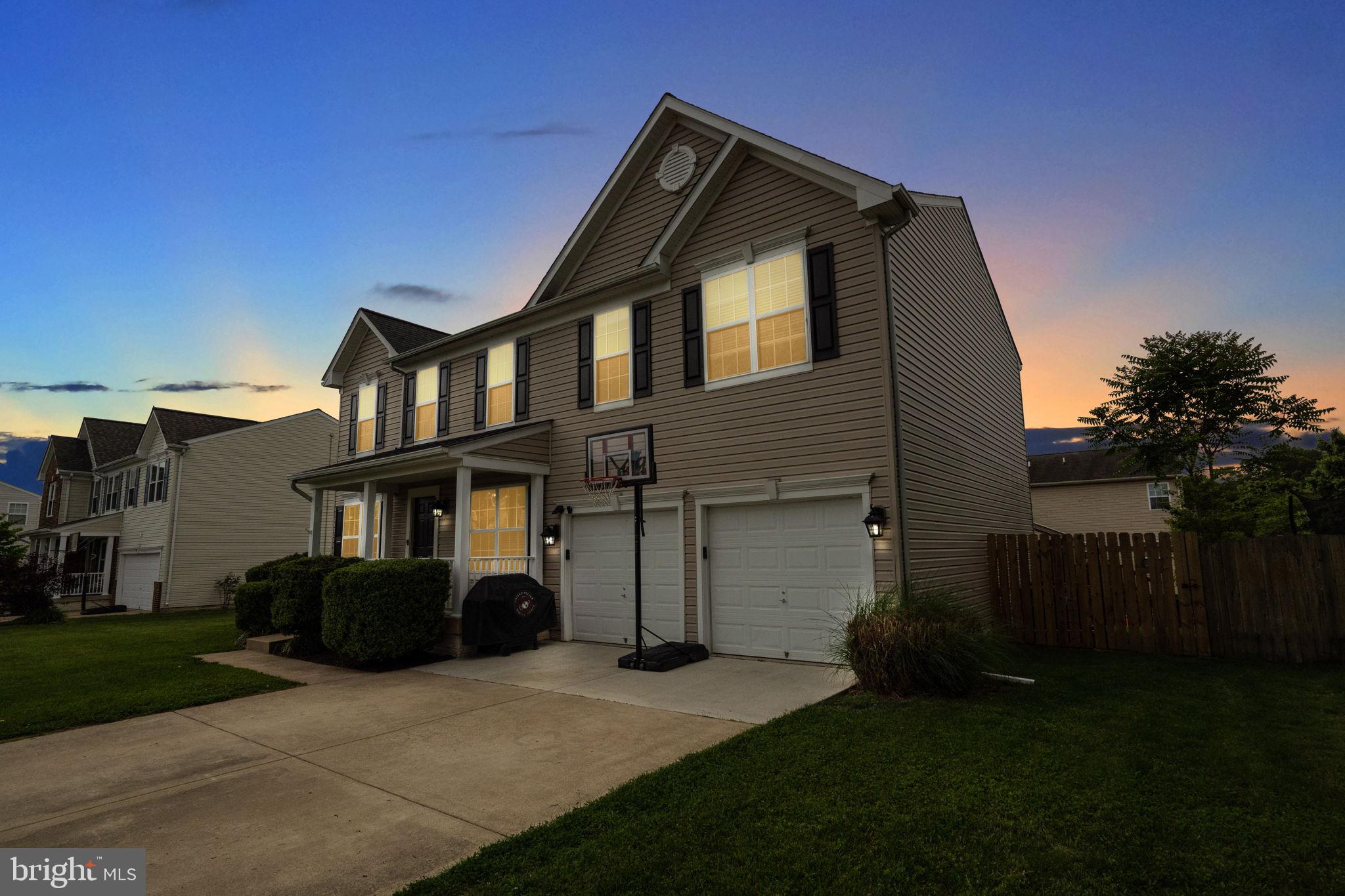 STRATFORD PLACE - Residential