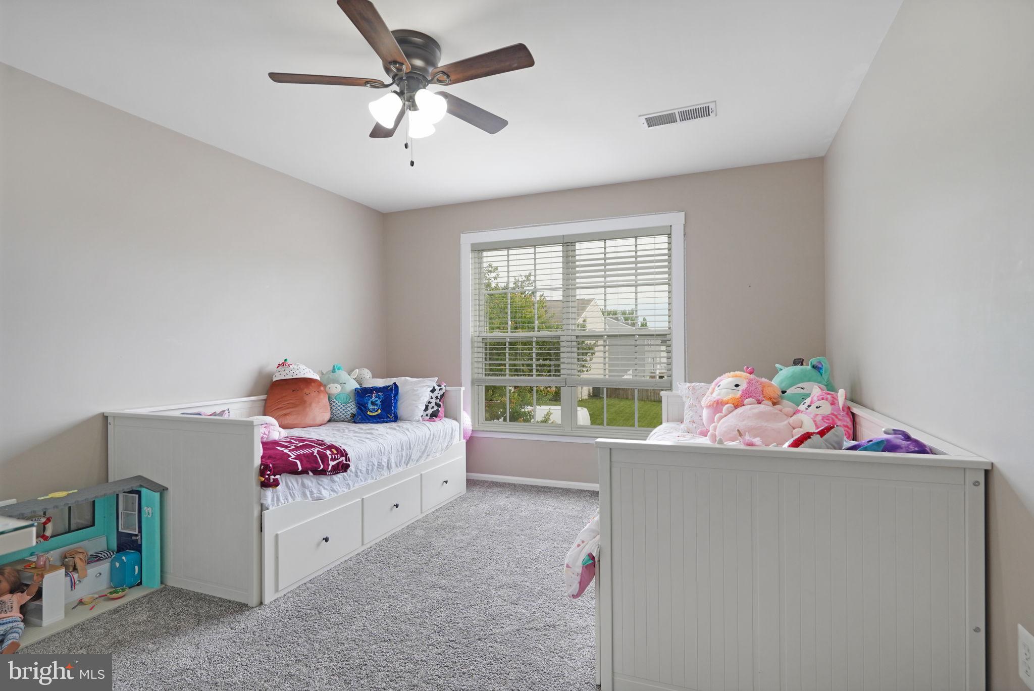 STRATFORD PLACE - Residential