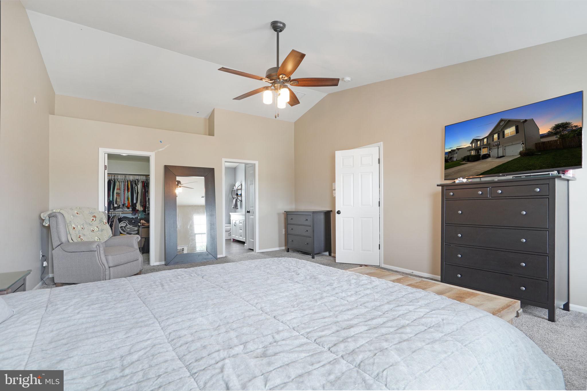 STRATFORD PLACE - Residential