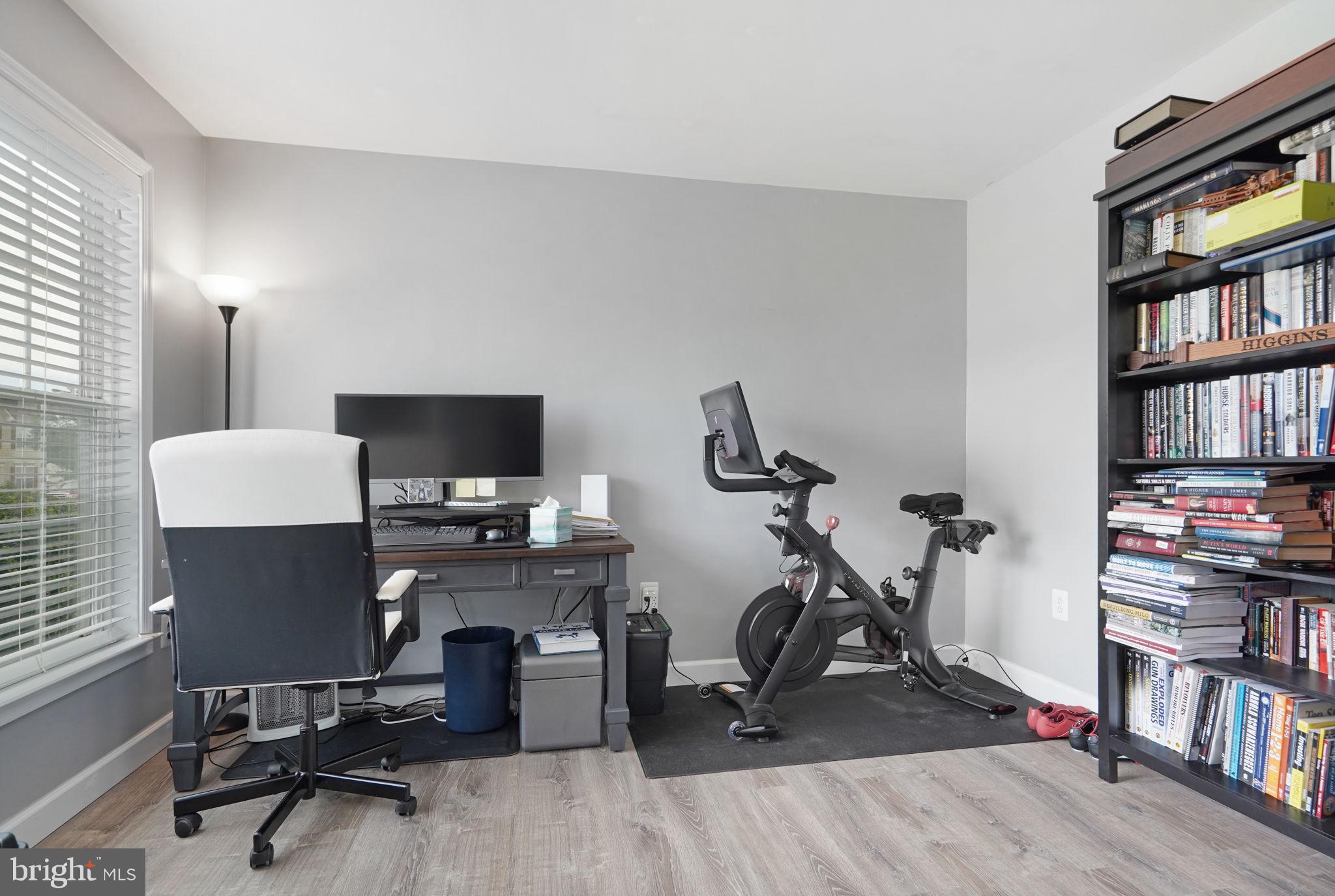 STRATFORD PLACE - Residential