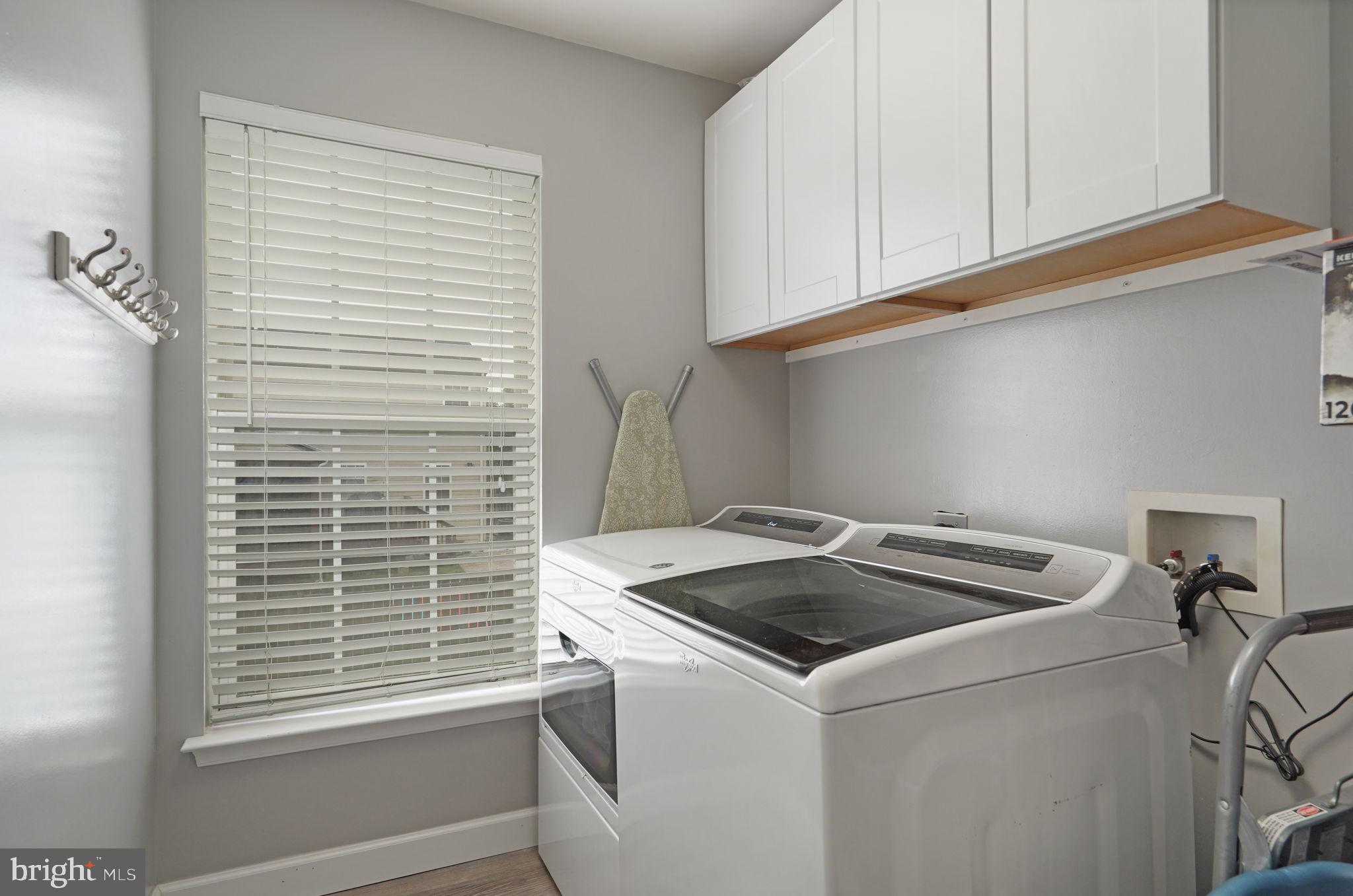 STRATFORD PLACE - Residential