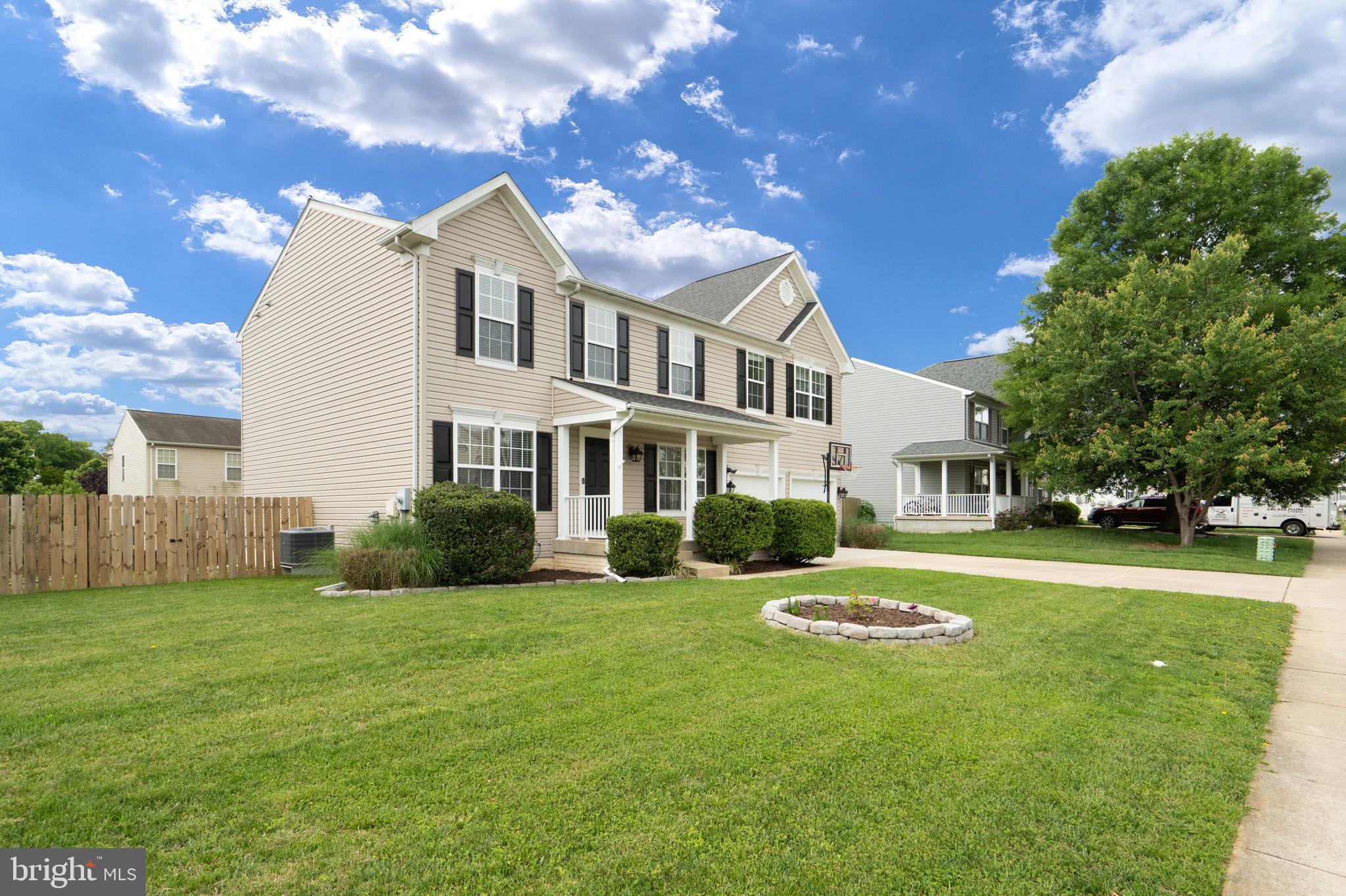 STRATFORD PLACE - Residential