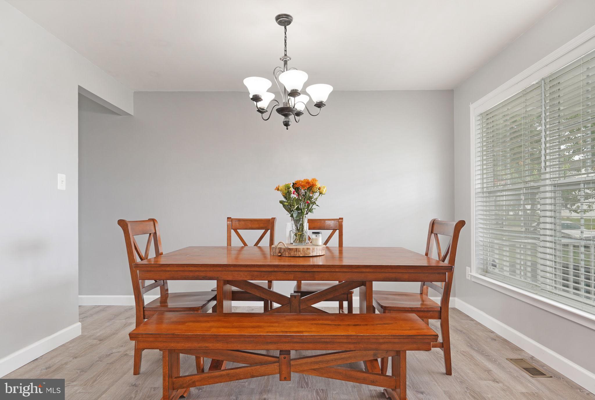 STRATFORD PLACE - Residential