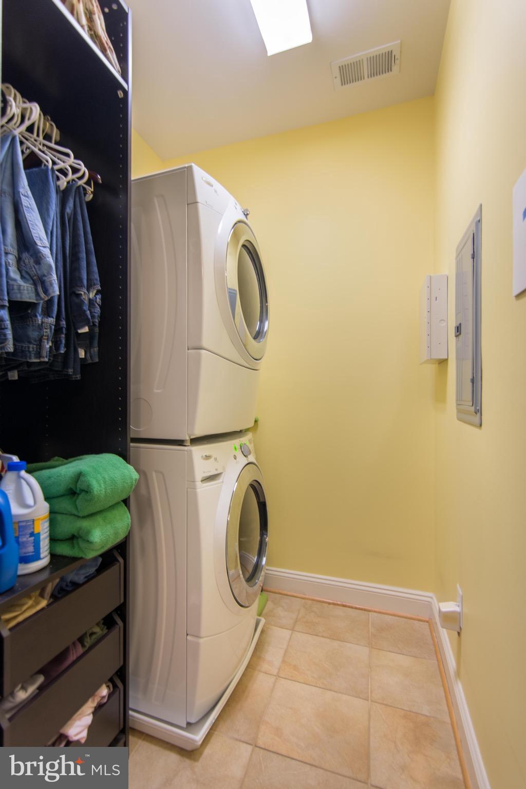 PINEY ORCHARD - Residential