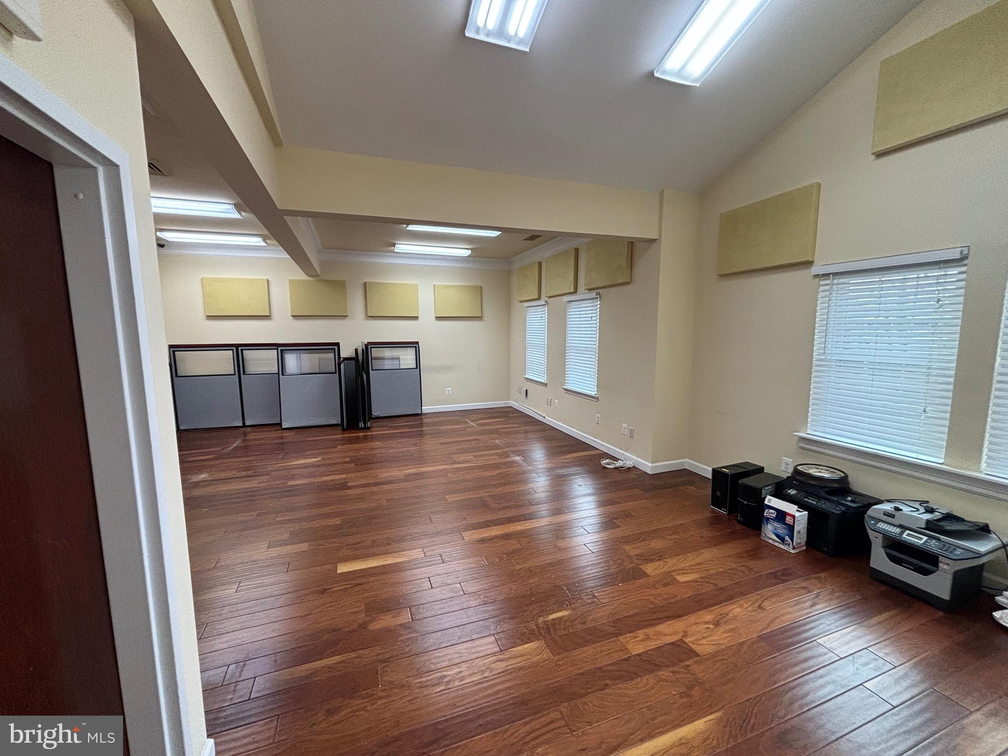 4208 EVERGREEN LANE 234