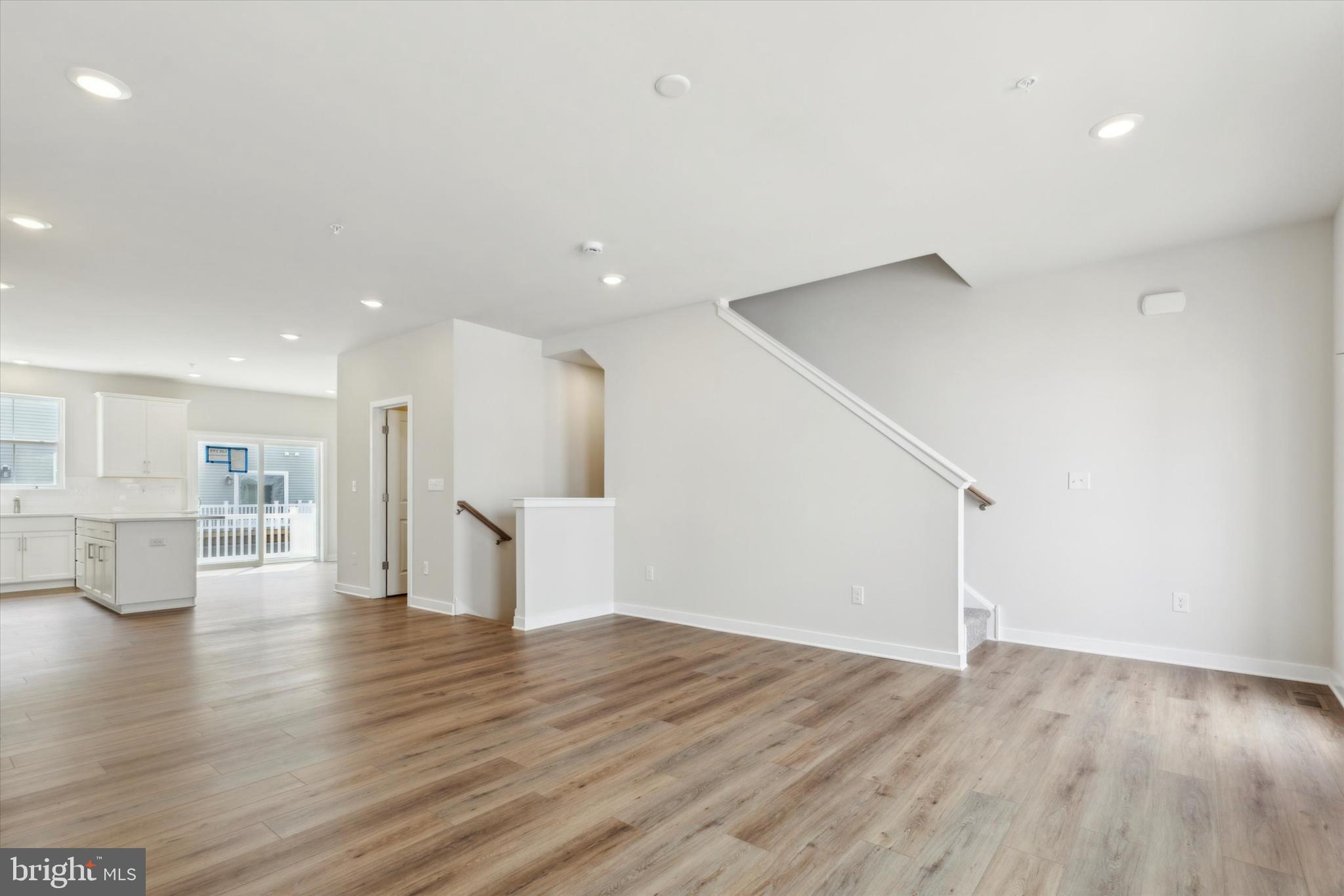 RIVER POINTE - Residential Lease