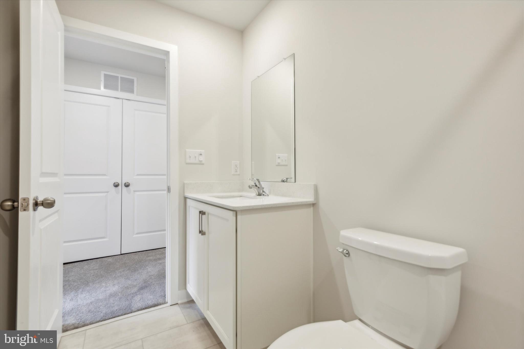 RIVER POINTE - Residential Lease