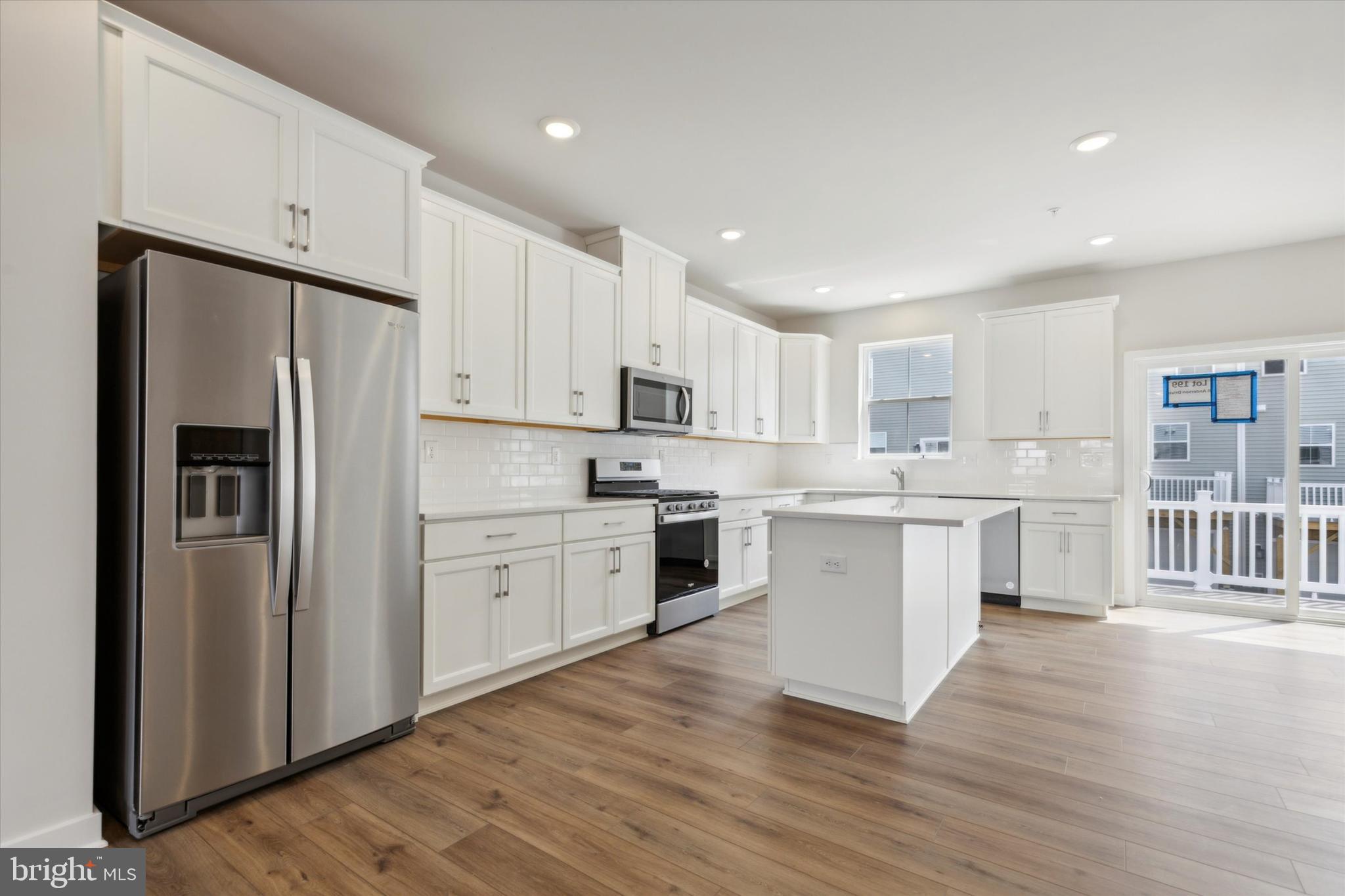 RIVER POINTE - Residential Lease