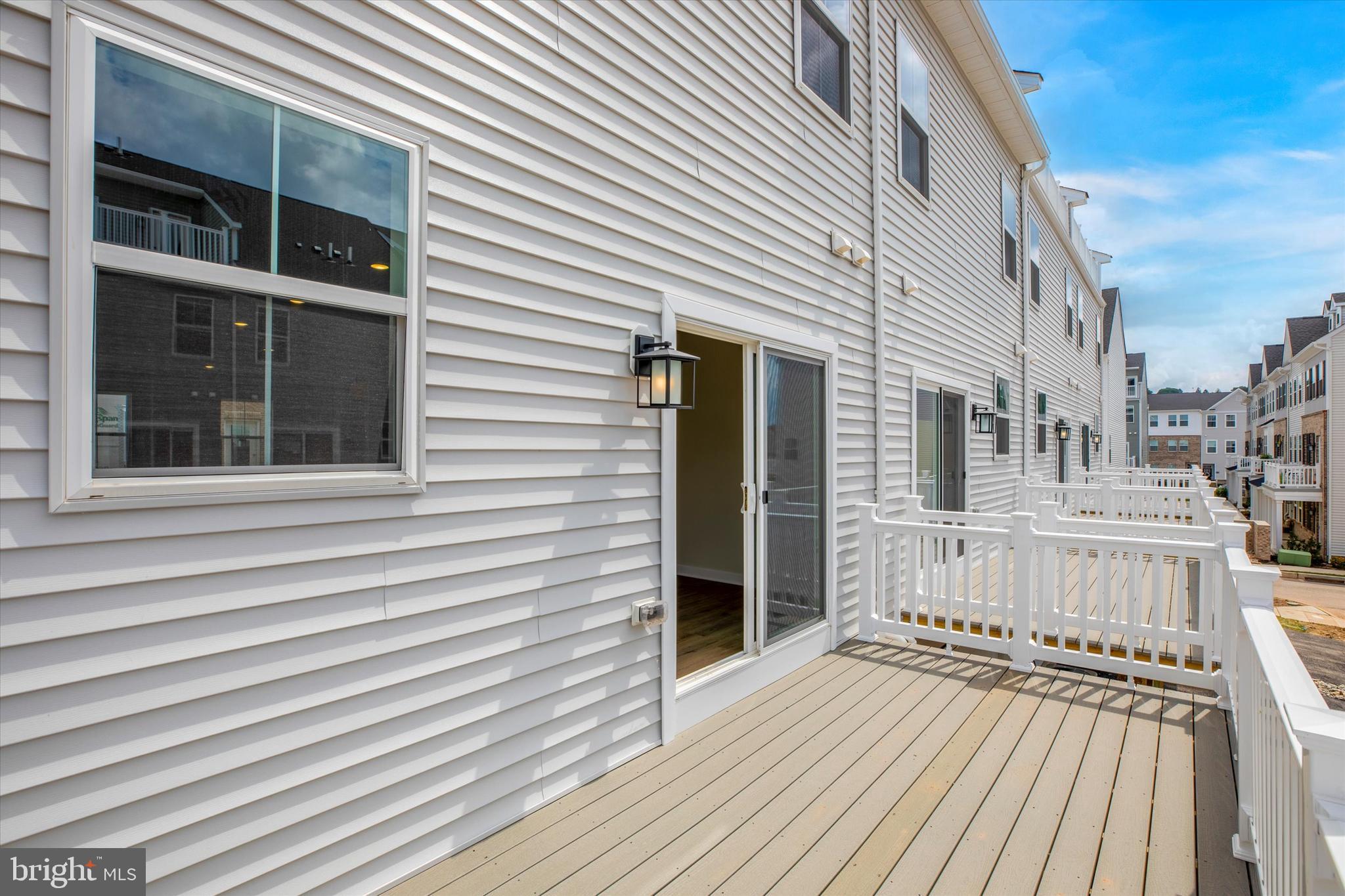 RIVER POINTE - Residential Lease