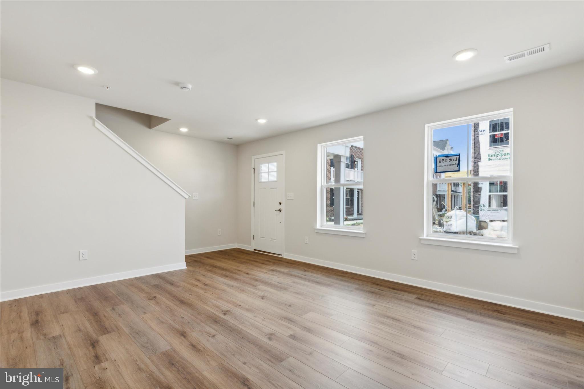 RIVER POINTE - Residential Lease