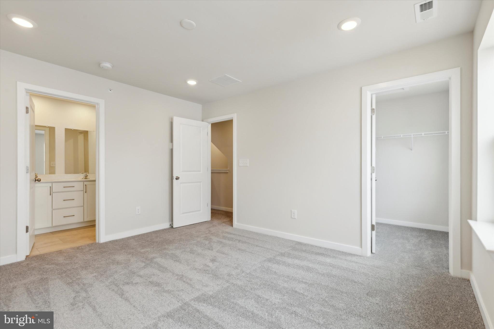 RIVER POINTE - Residential Lease