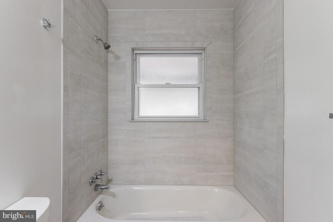 EDGE MEAD - Residential