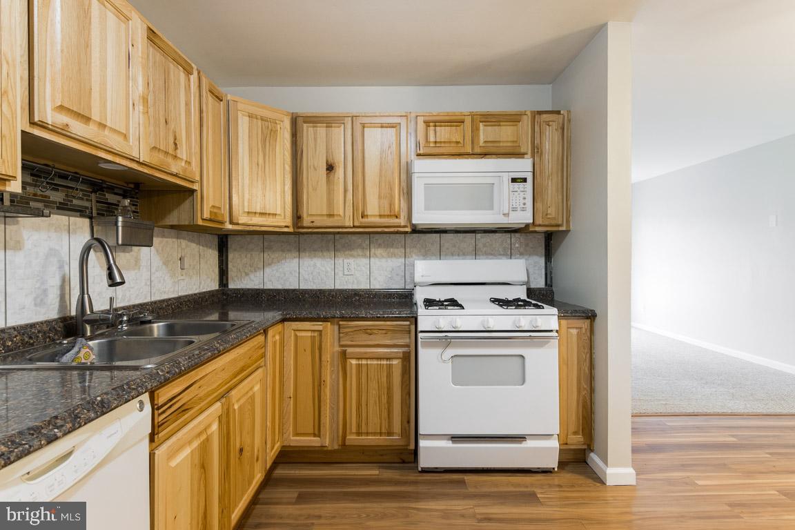 EDGE MEAD - Residential