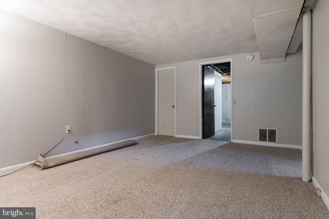 EDGE MEAD - Residential