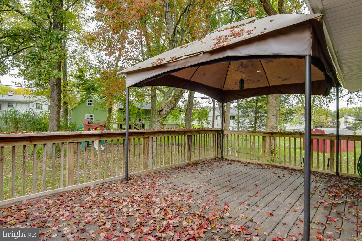 EDGE MEAD - Residential