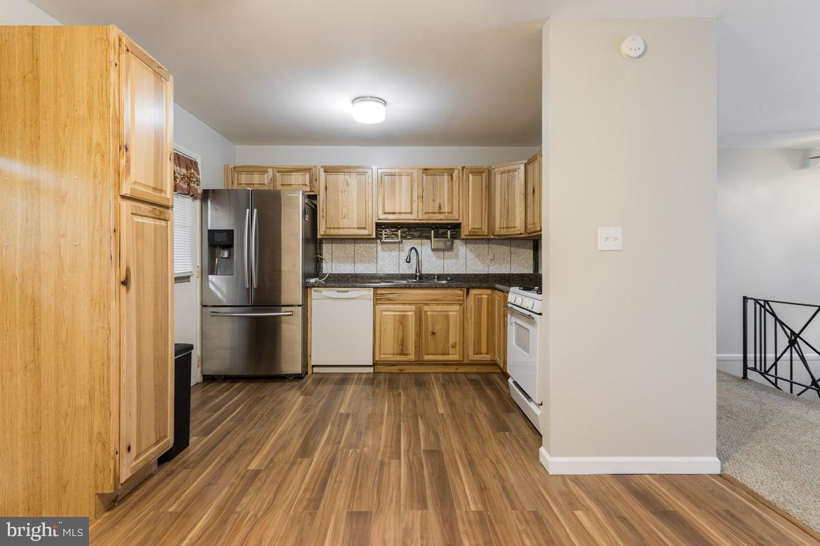 EDGE MEAD - Residential