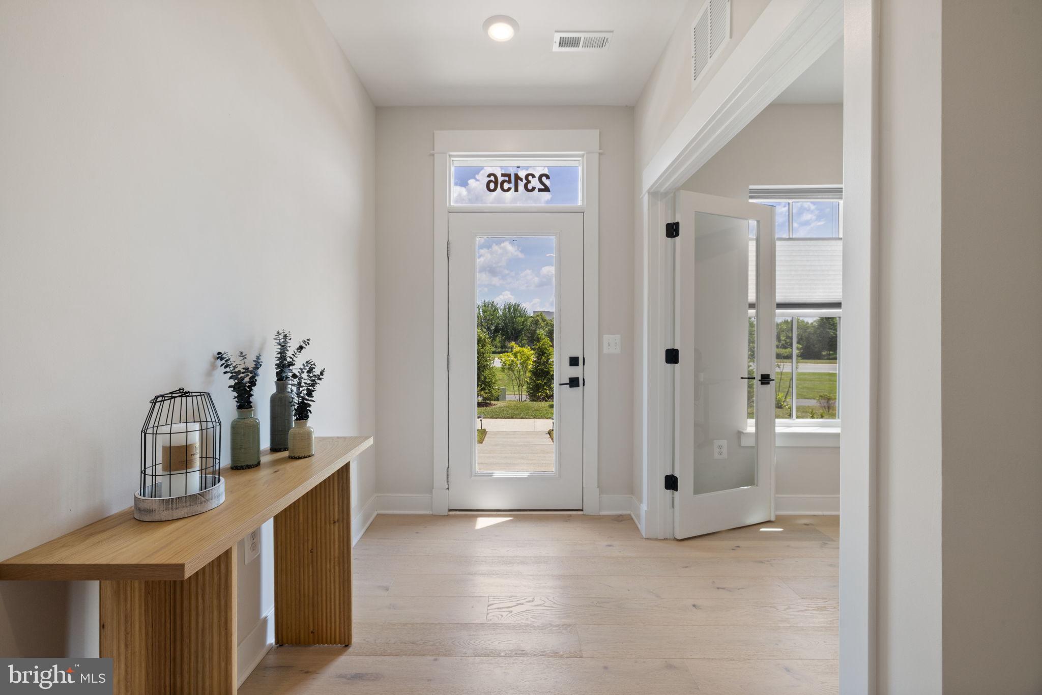 23156 HORSESHOE TRAIL SQUARE