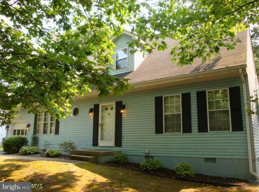 Comfortable Wildewood home offers roomy FR w/FP; KT w/cherry cab's, pantry; den/office; separate DR. Main-level BR & full bath, two big BRs plus full bath upstairs; one BR has WIC, other has 2 closets. Garage w/pull-down attic stairs, 12x16 deck. Washer/dryer included. Neighborhood has playground and rec fields, and pool membership can be purchased. Avail Jul 15, pets case-by-case, no smokers.