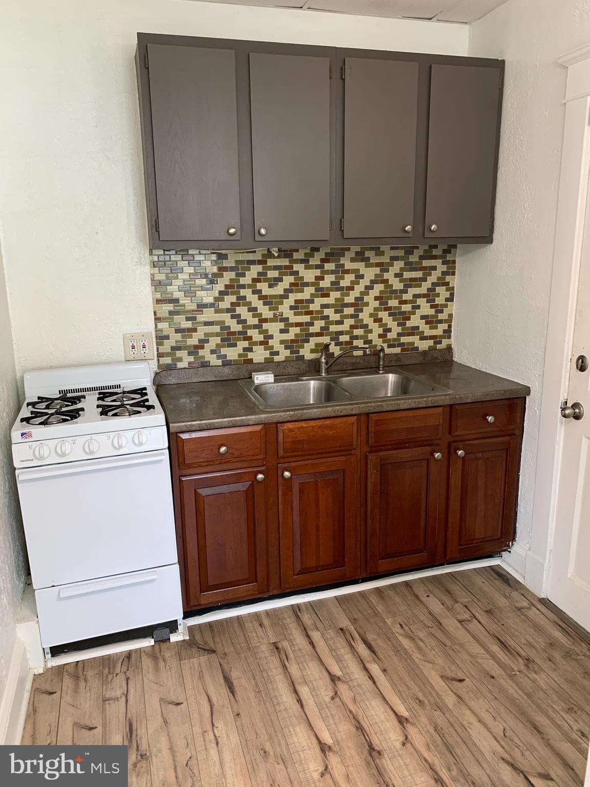 GARLAND PARK - Residential Income