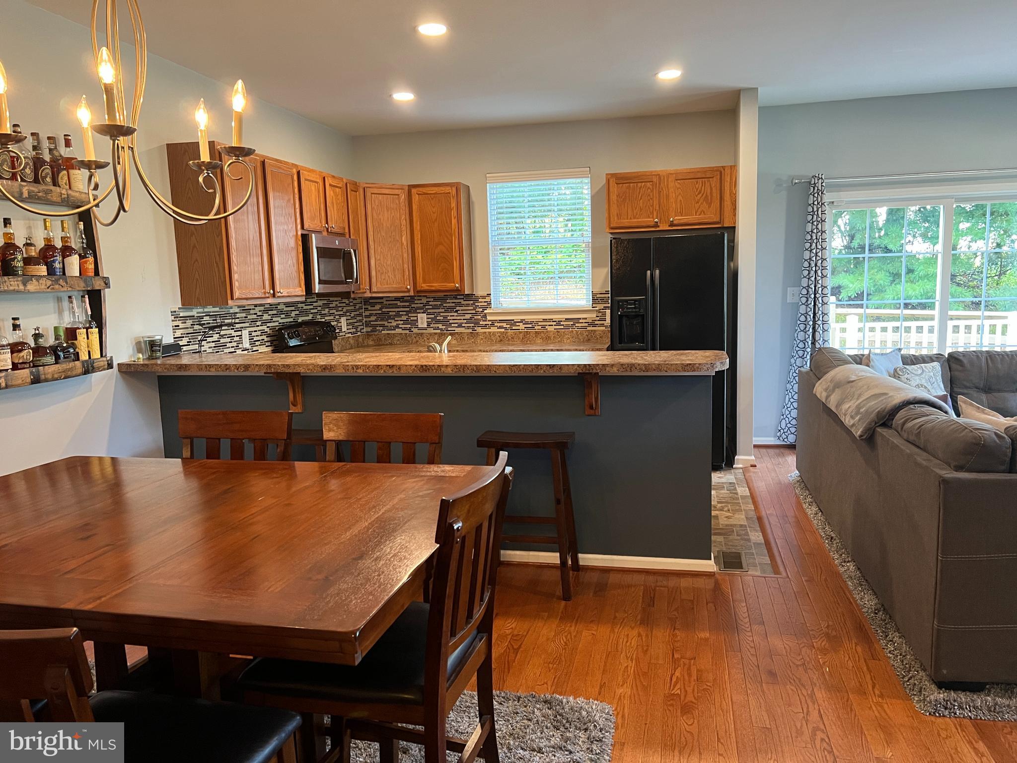 MEWS AT BAILEY STATION - Residential