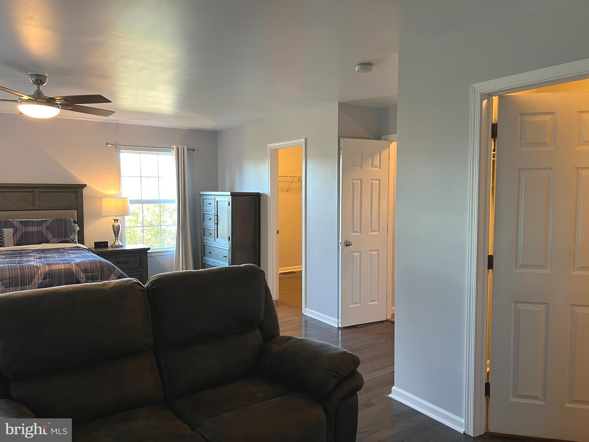 MEWS AT BAILEY STATION - Residential