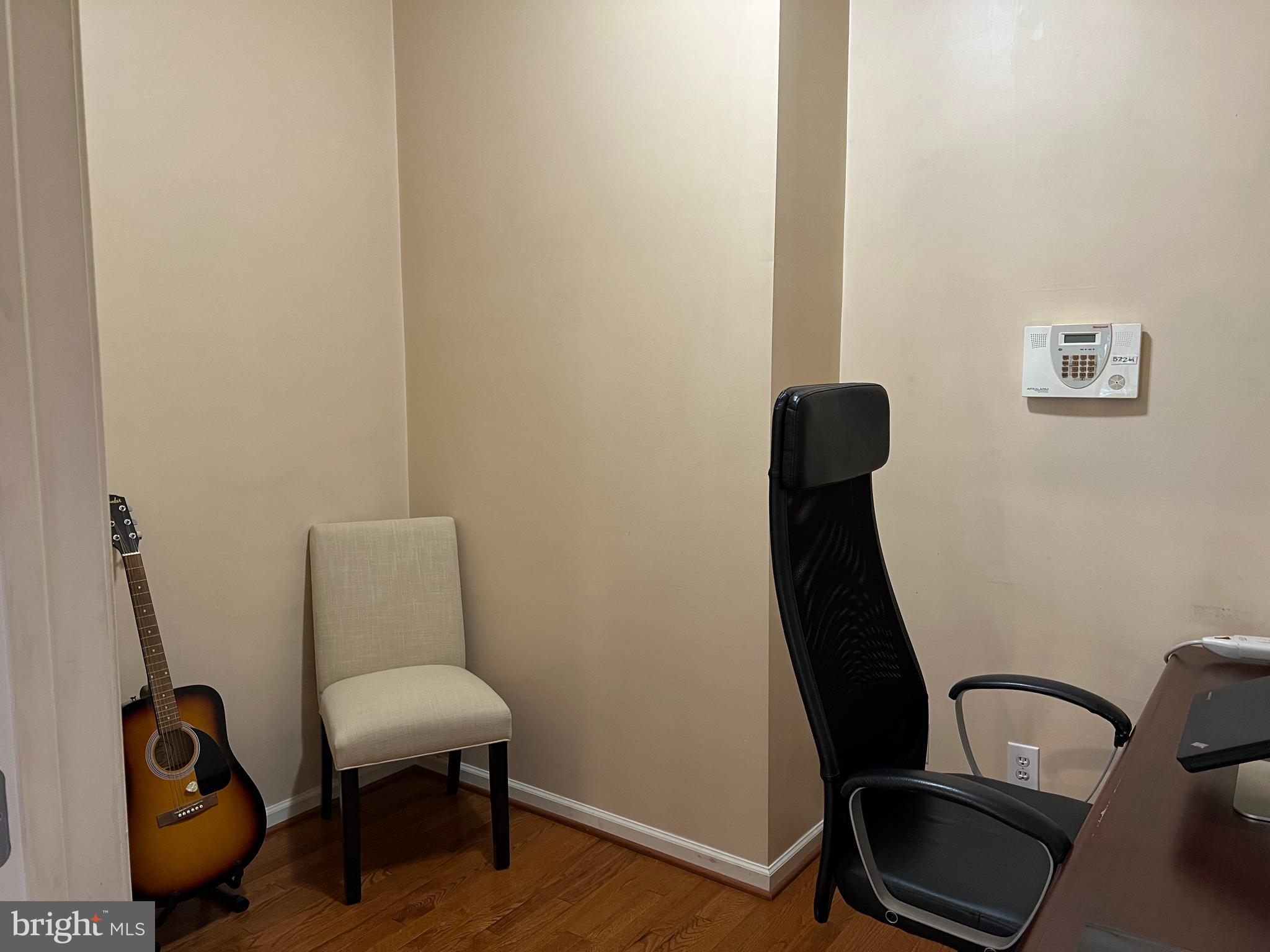 MEWS AT BAILEY STATION - Residential