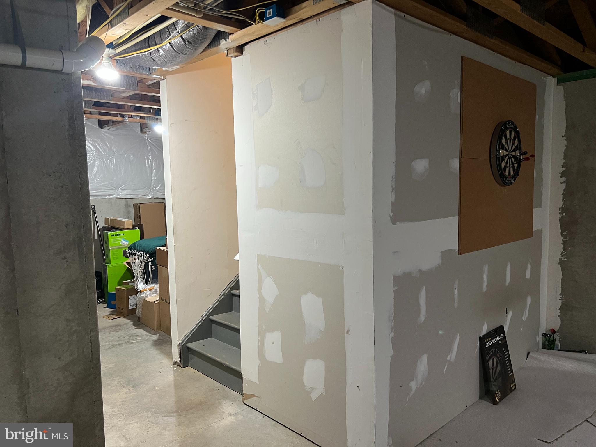 MEWS AT BAILEY STATION - Residential