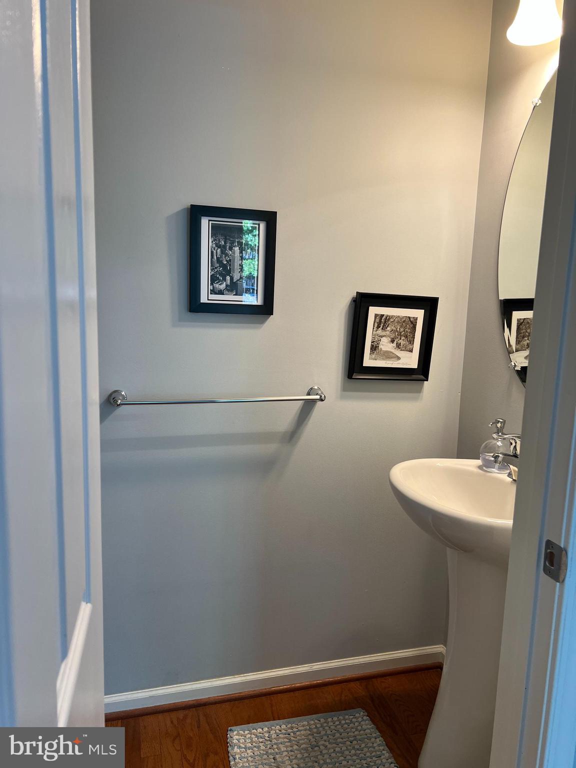 MEWS AT BAILEY STATION - Residential