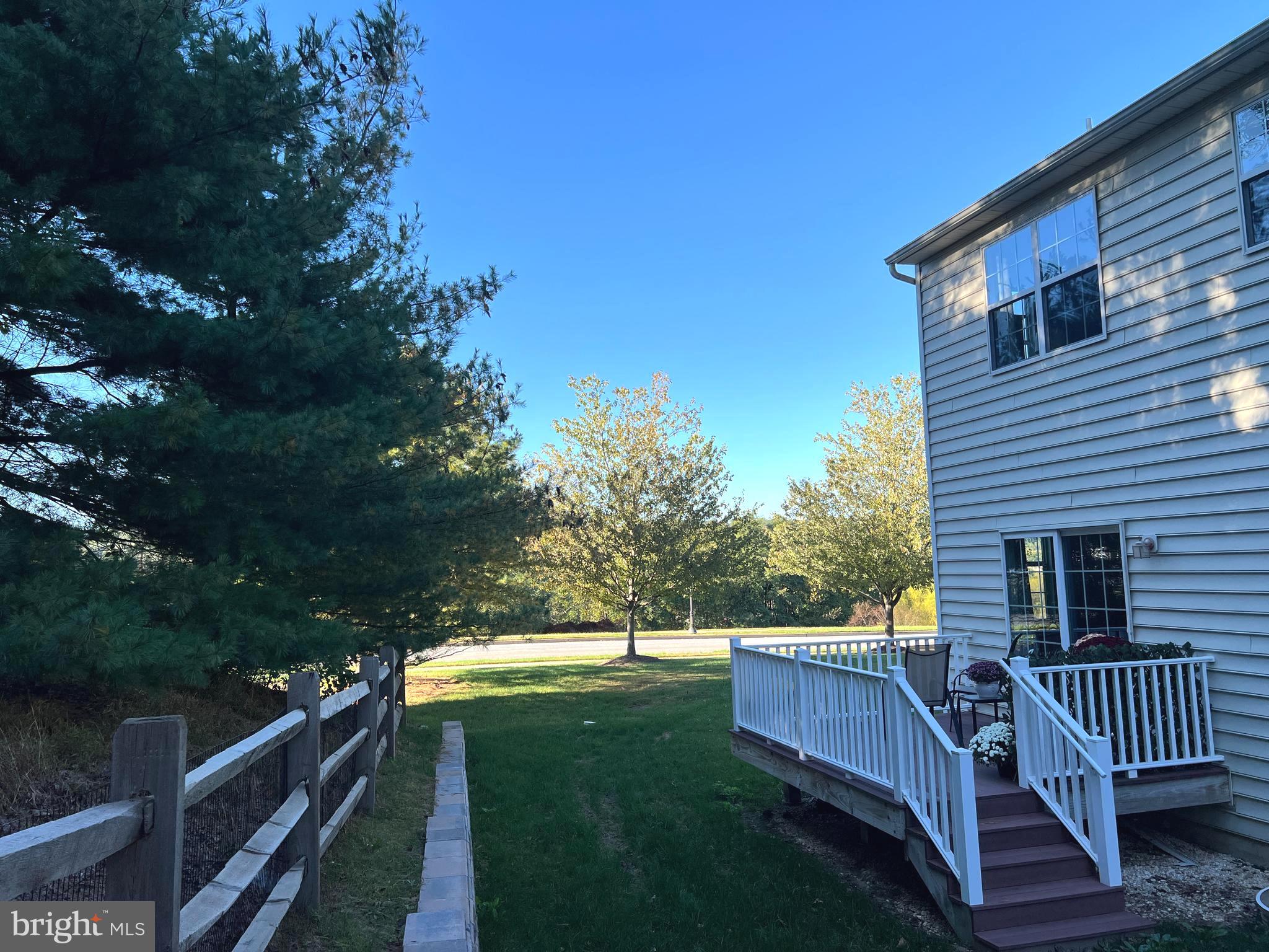 MEWS AT BAILEY STATION - Residential
