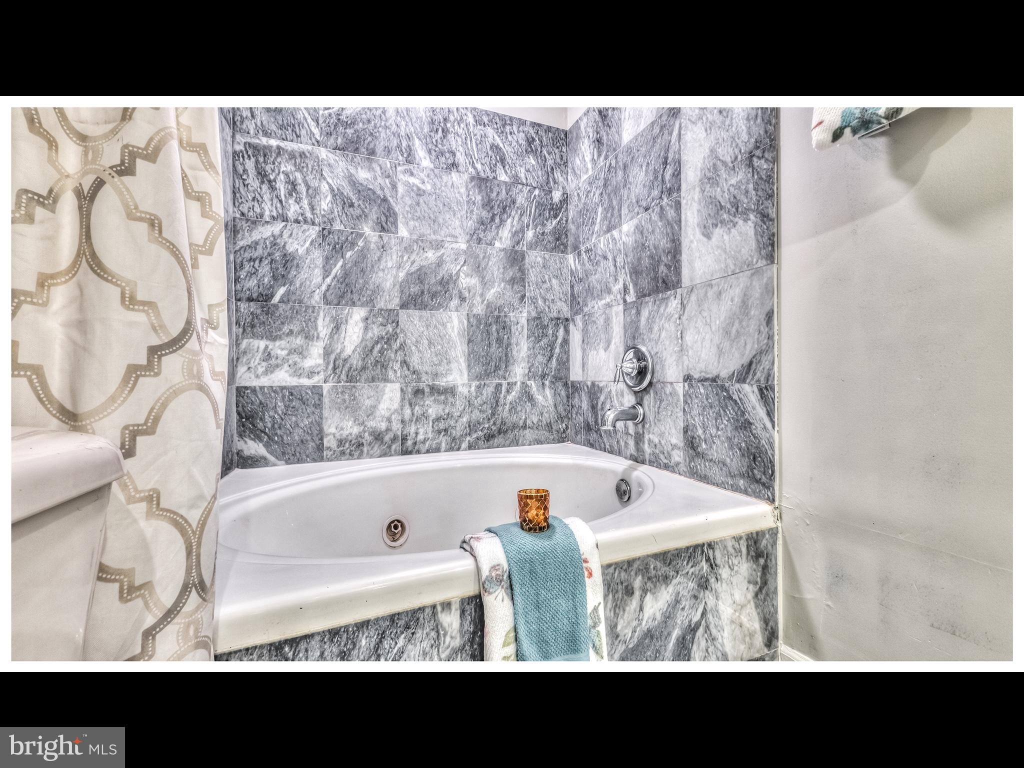 CANTON - Residential Lease