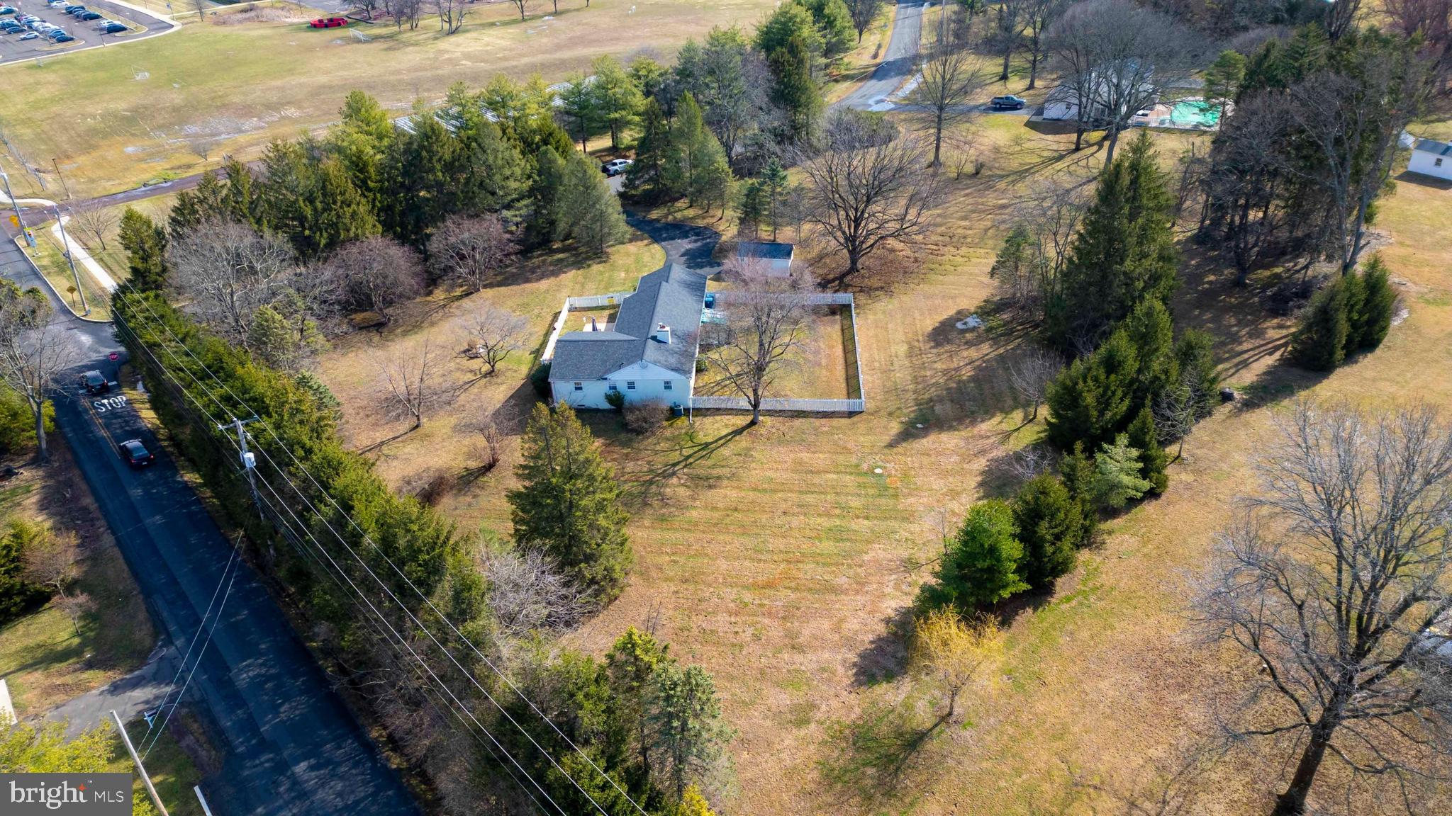 WARWICK MANOR - Residential