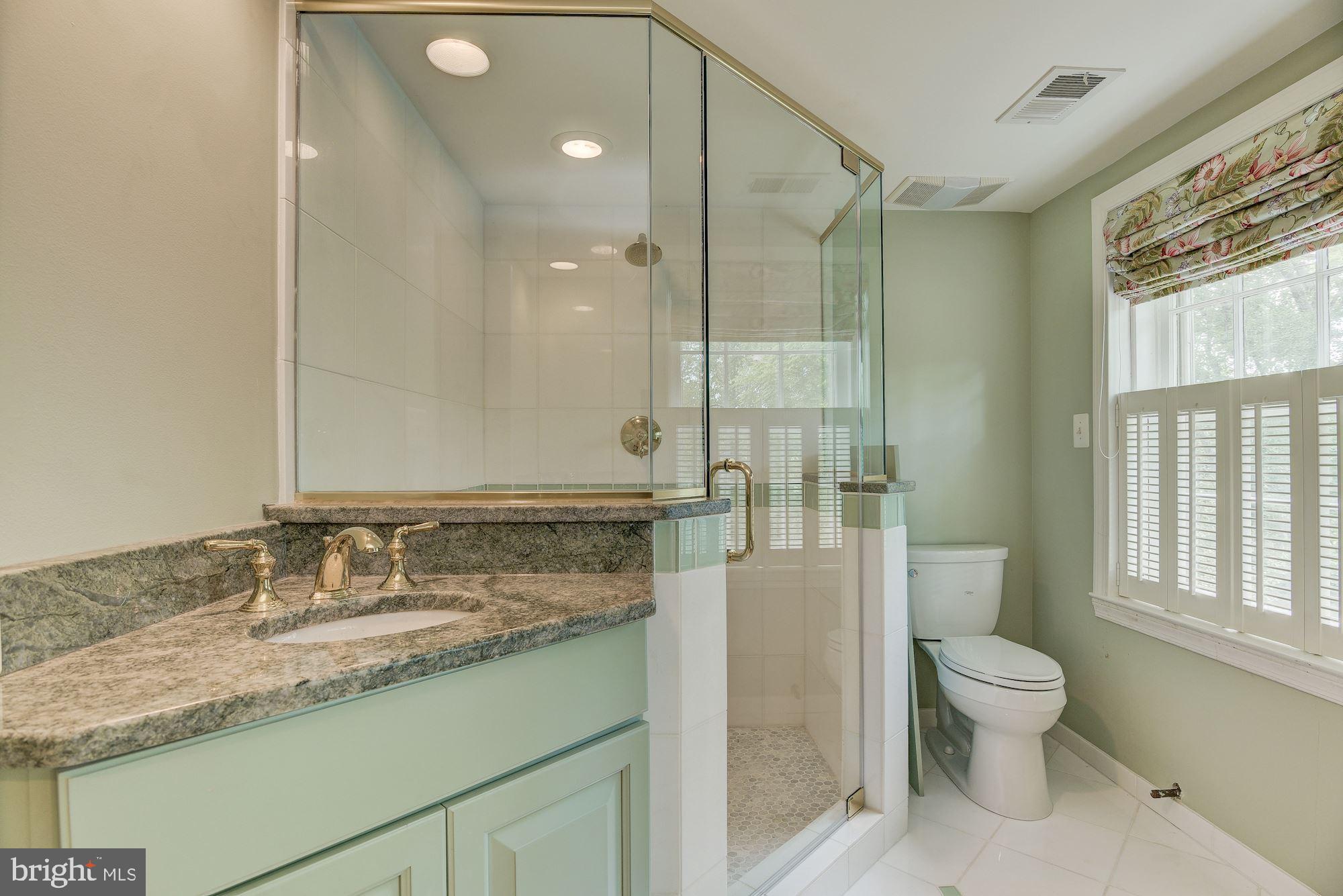 DELLABROOKE FOREST - Residential