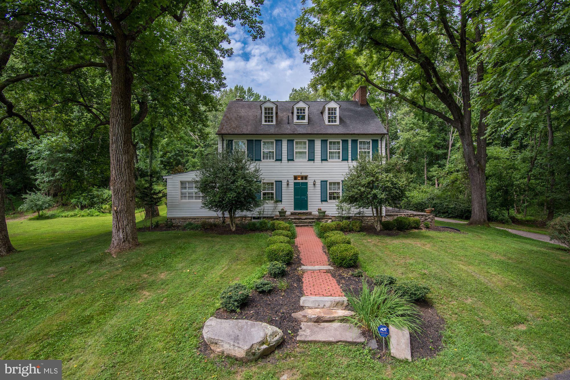 DELLABROOKE FOREST - Residential