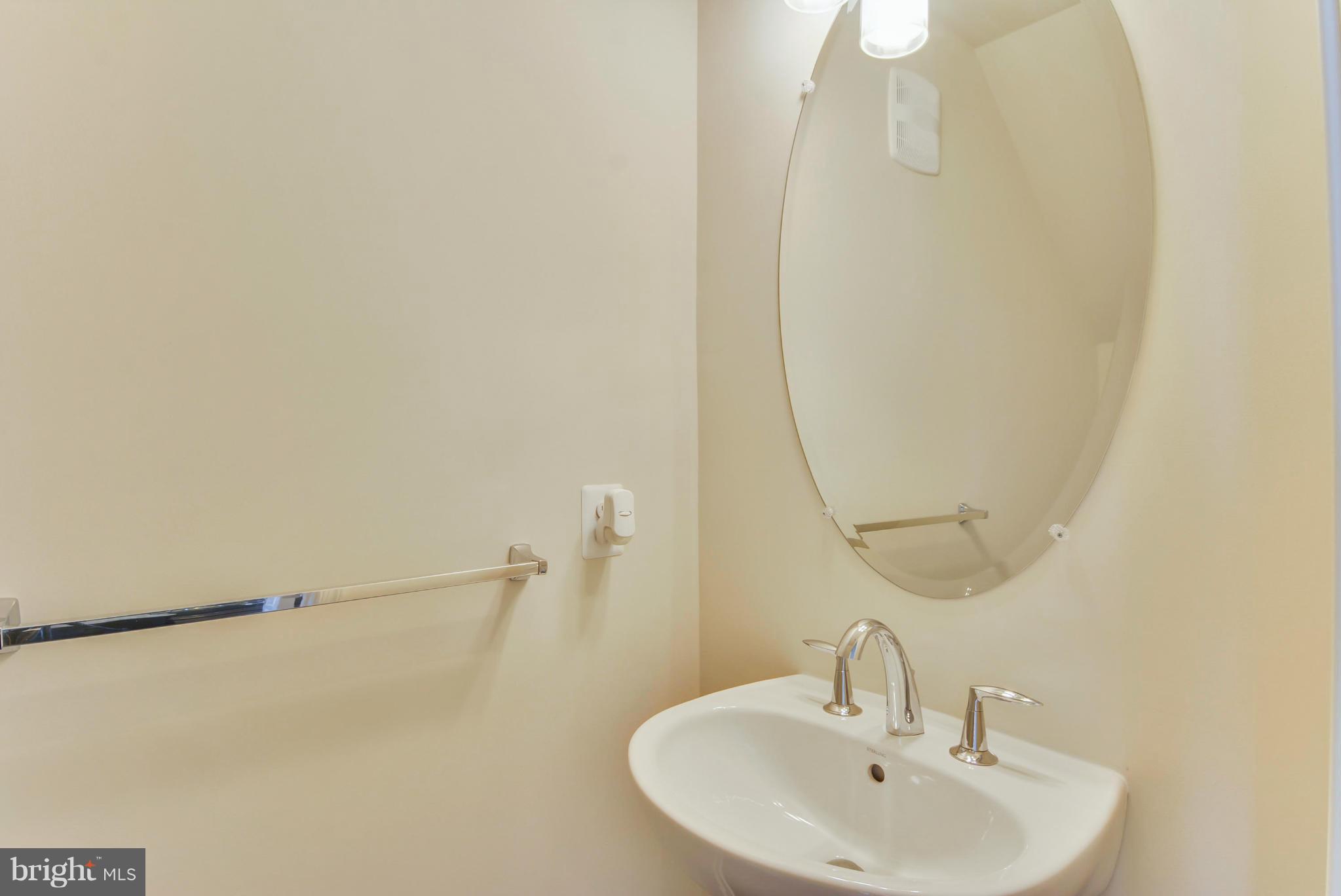 BUCKINGHAM AT LOUDOUN VALLEY - Residential Lease