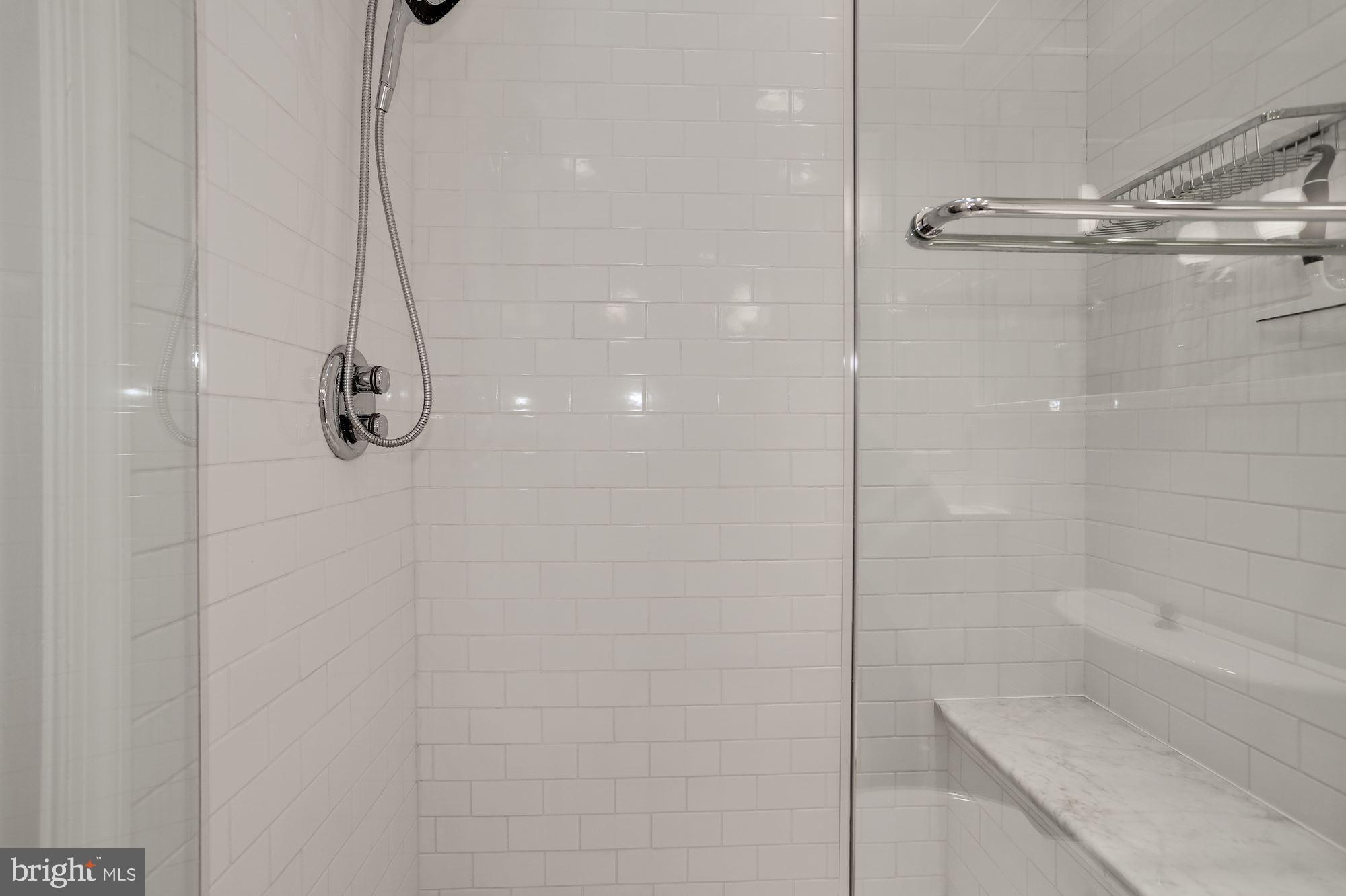 JEFFERSON RESIDENCES - Residential