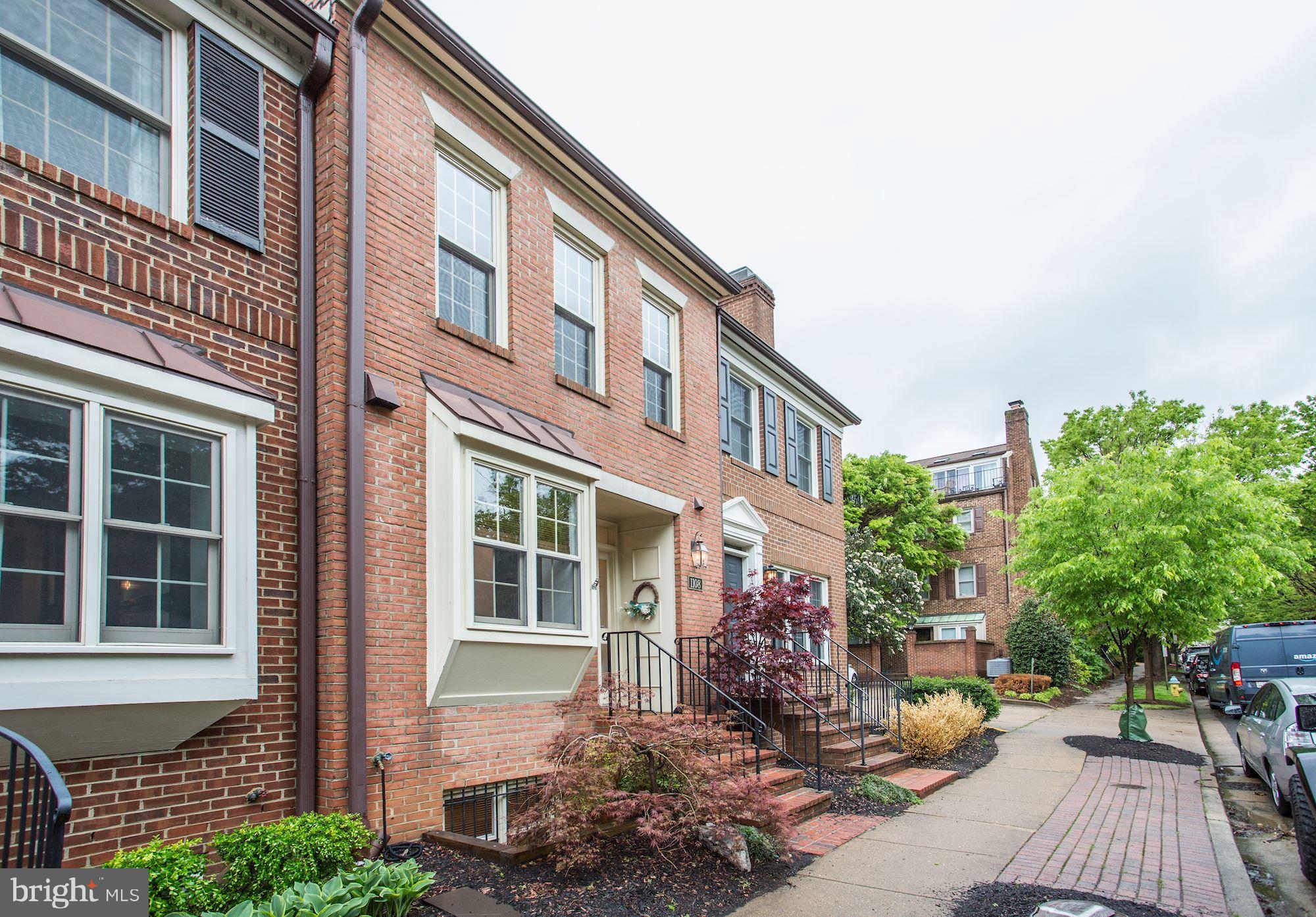 JEFFERSON RESIDENCES - Residential