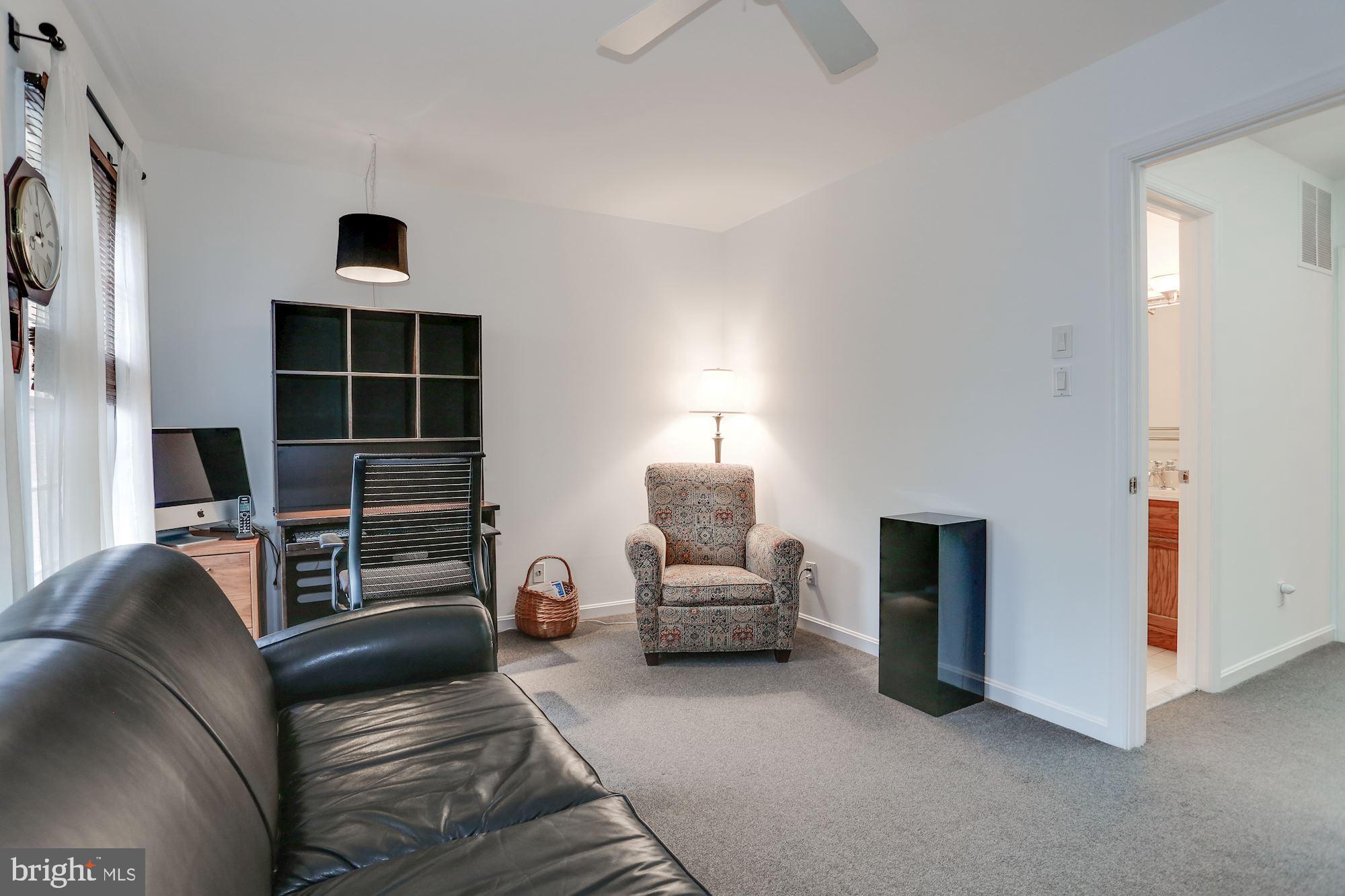 JEFFERSON RESIDENCES - Residential