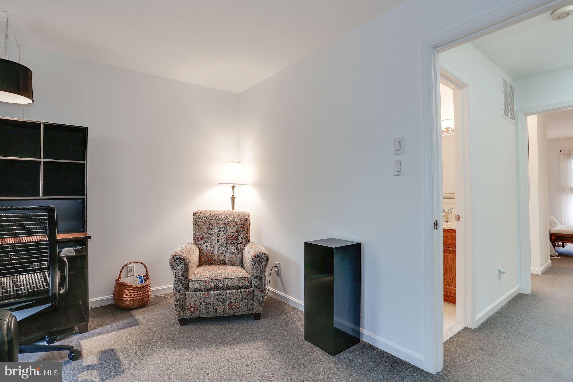 JEFFERSON RESIDENCES - Residential