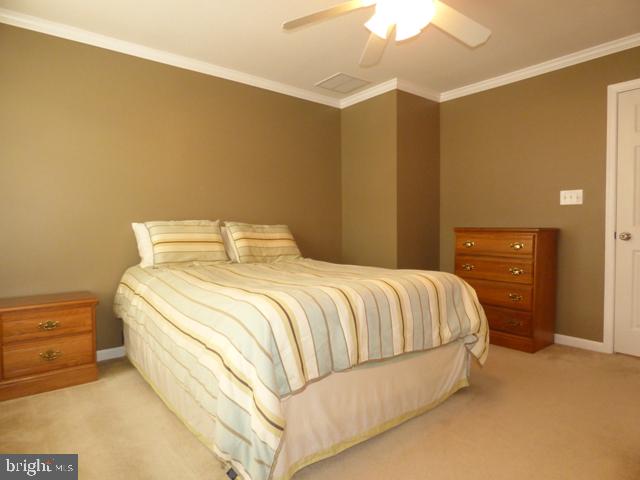 CHAMBERS HILL COMMONS - Residential