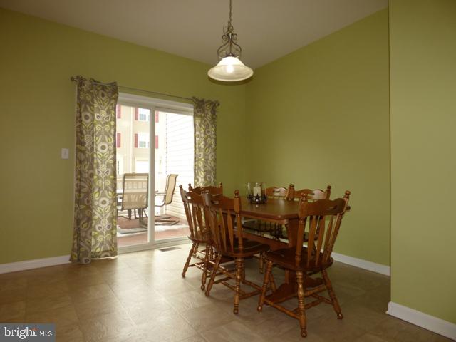 CHAMBERS HILL COMMONS - Residential