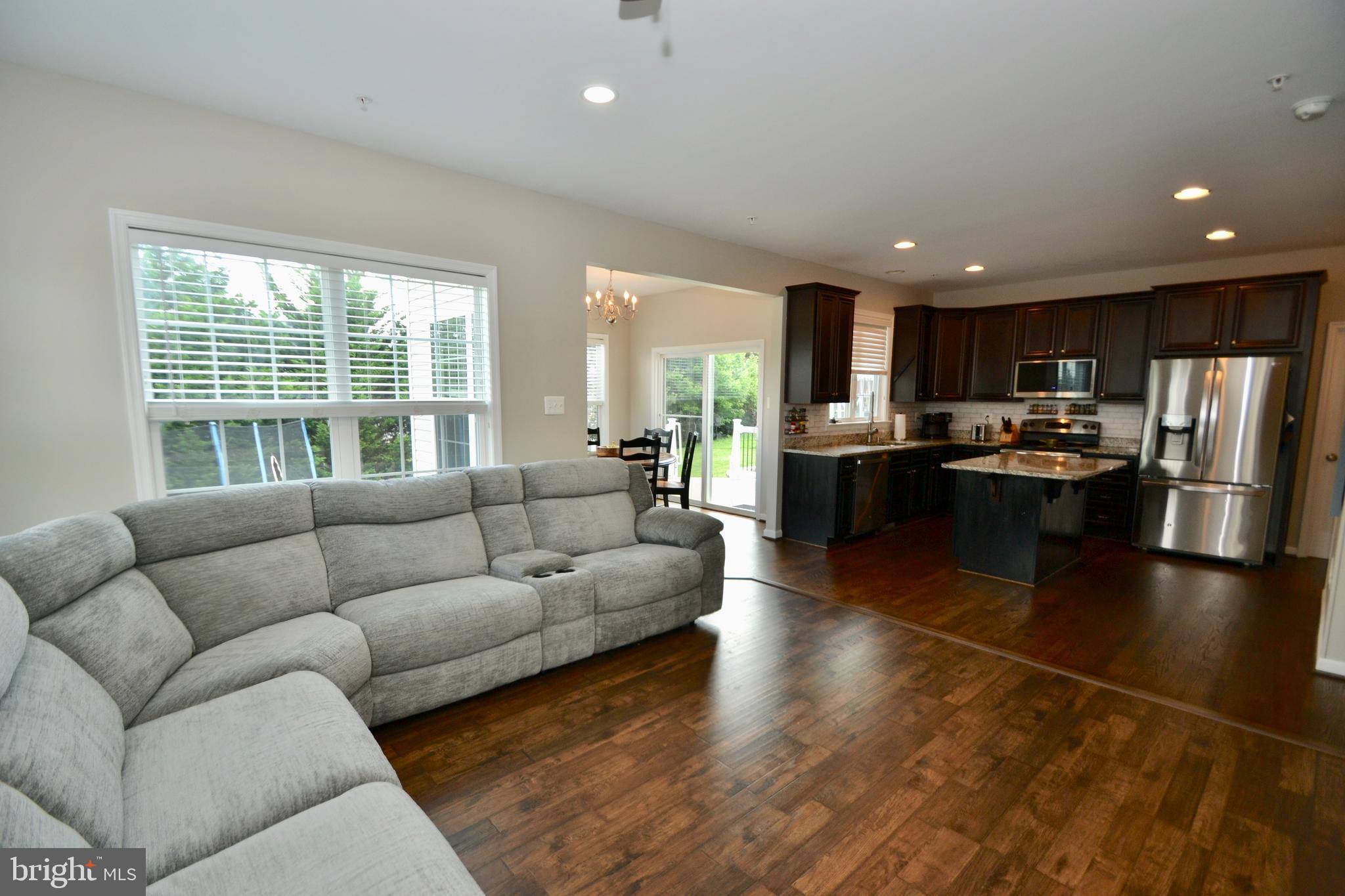 CANDLE LIGHT - Residential