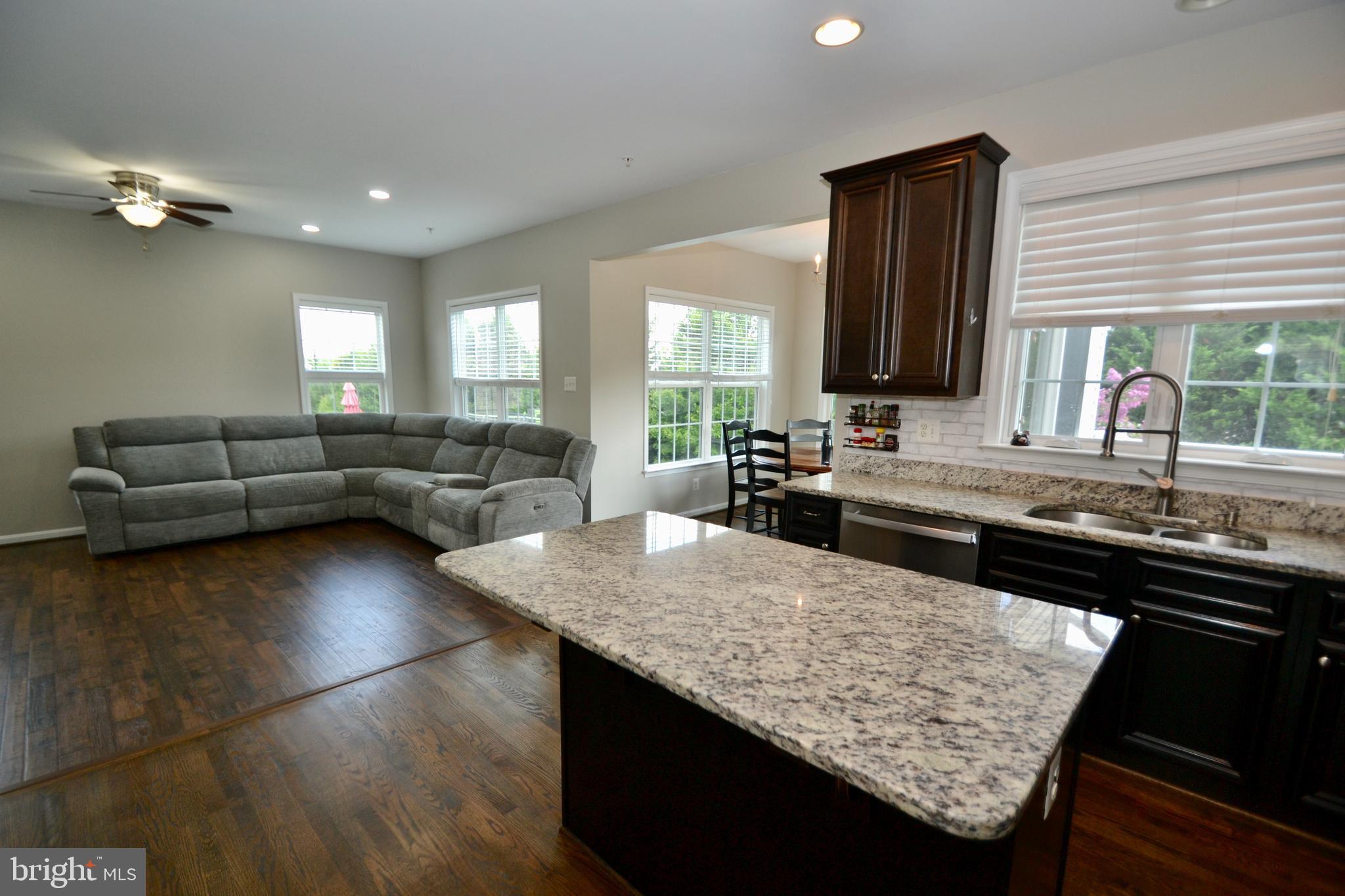 CANDLE LIGHT - Residential